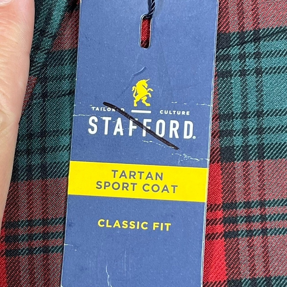 Stafford Tartan Sport Coat Mens 42R Red Green Plaid Wool Blend Classic Blazer - Picture 6 of 16